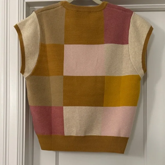 THML Multicolor Sleeveless Knit Top - Picture 4 of 4